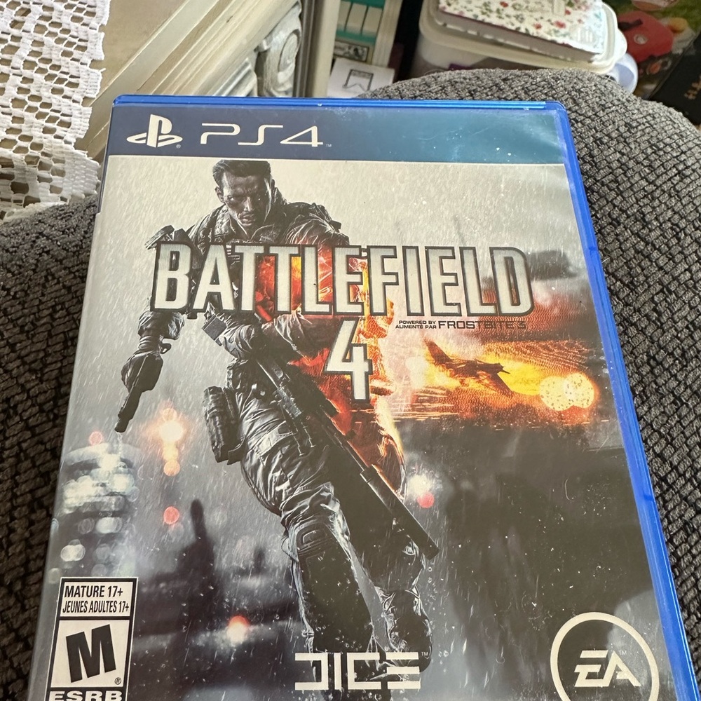 Battlefield 4 for PS4 - Blue Case